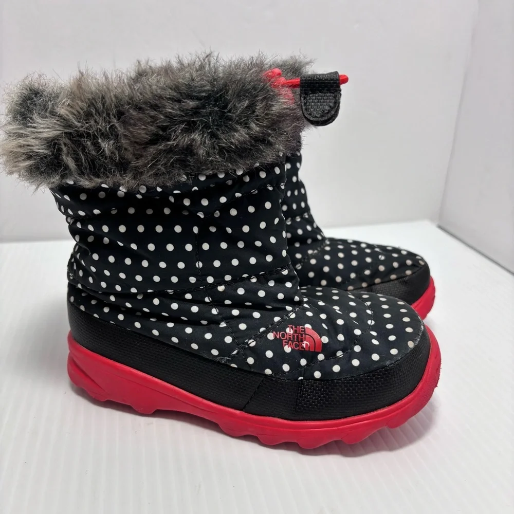 THE NORTH FACE Nuptse Polka Dot Faux Fur Trim Goose‎ Down Pullon Boots Girls 9